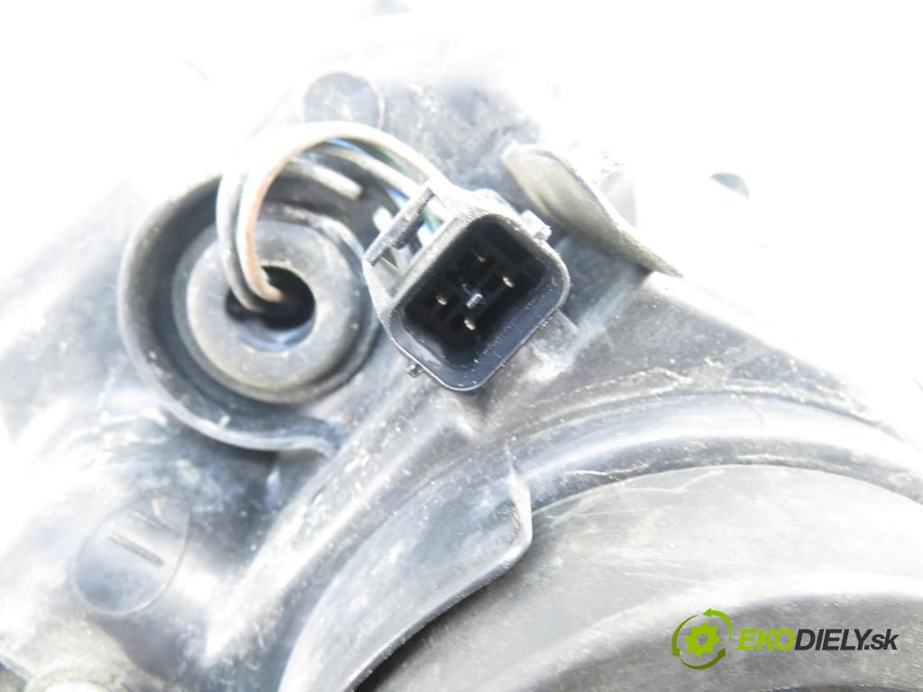 CHEVROLET CRUZE liftback (J305) HB 2012 120,00 2.0 Dsl - LNP 1998,00 Svetlo LP