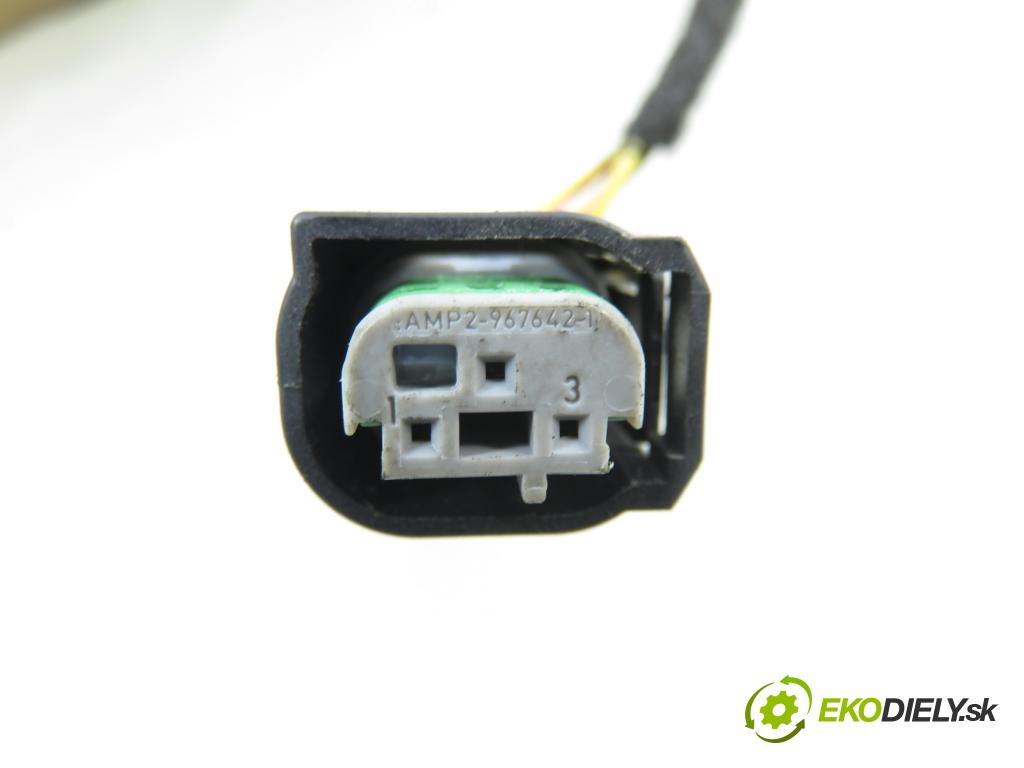 AUDI A3 (8L1) HB 2001 92,00 1.8 - AGN 1781,00 Snímač ESP 1J0907657B ; 1J0907651A