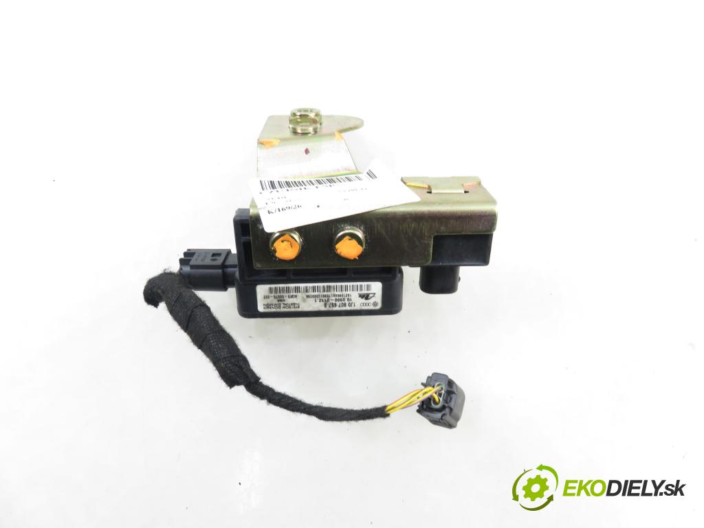 AUDI A3 (8L1) HB 2001 92,00 1.8 - AGN 1781,00 Snímač ESP 1J0907657B ; 1J0907651A