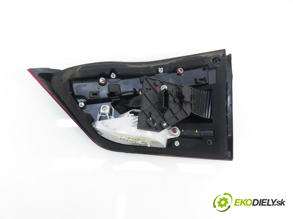 FORD GALAXY (WA6) VAN 2012 103,00 2.0 TDCi - UFWA 1997,00 Svetlo ľavé zadné kufor 17701711 ; AM2113A603AED