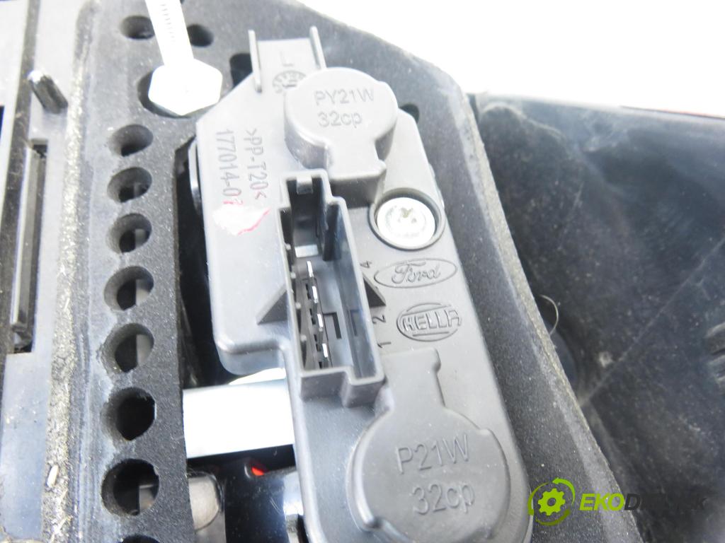 FORD GALAXY (WA6) VAN 2012 103,00 2.0 TDCi - UFWA 1997,00 Svetlo ľavé zadné 17701011