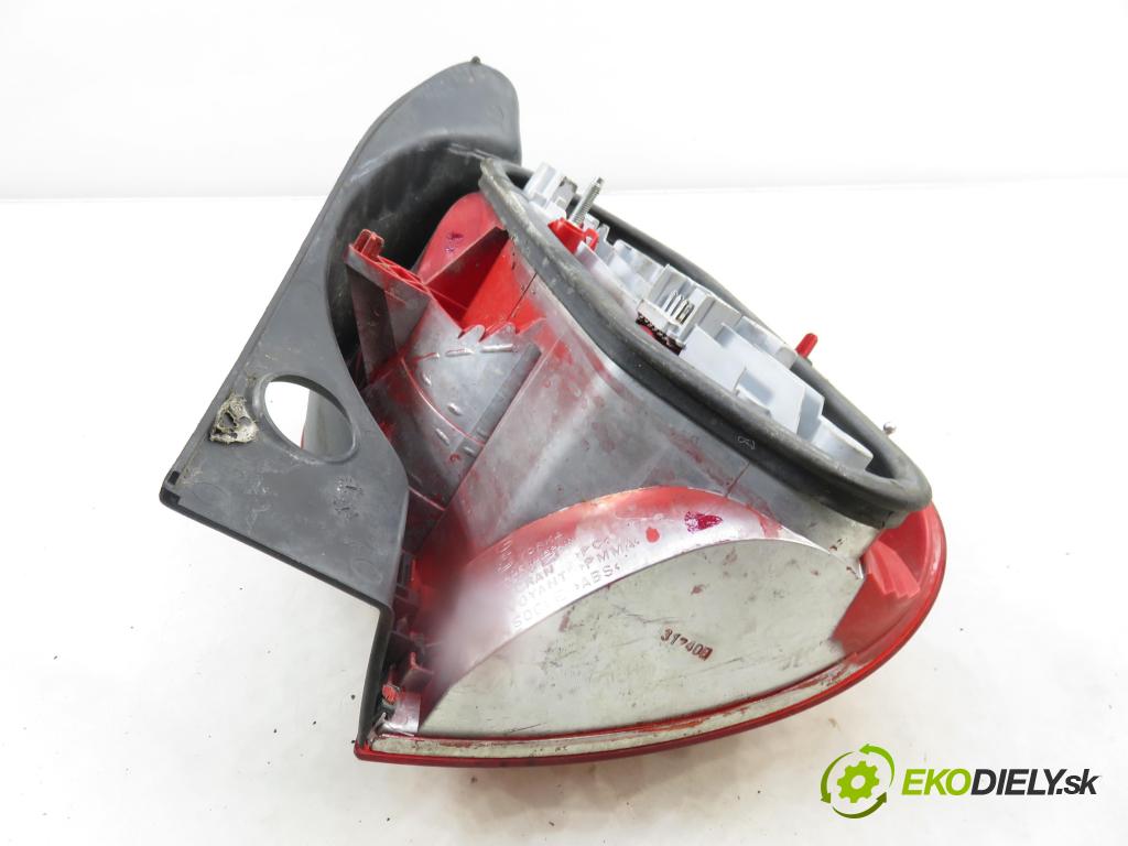 RENAULT MODUS / GRAND MODUS (F/JP0_) HB 2005 55,00 1.2 (JP0C, JP0K, FP0C, FP0K, FP0P, JP0P, JP0T) - D 1149,00 Svetlo ľavé zadné 8200212205