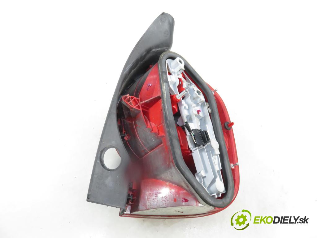 RENAULT MODUS / GRAND MODUS (F/JP0_) HB 2005 55,00 1.2 (JP0C, JP0K, FP0C, FP0K, FP0P, JP0P, JP0T) - D 1149,00 Svetlo ľavé zadné 8200212205