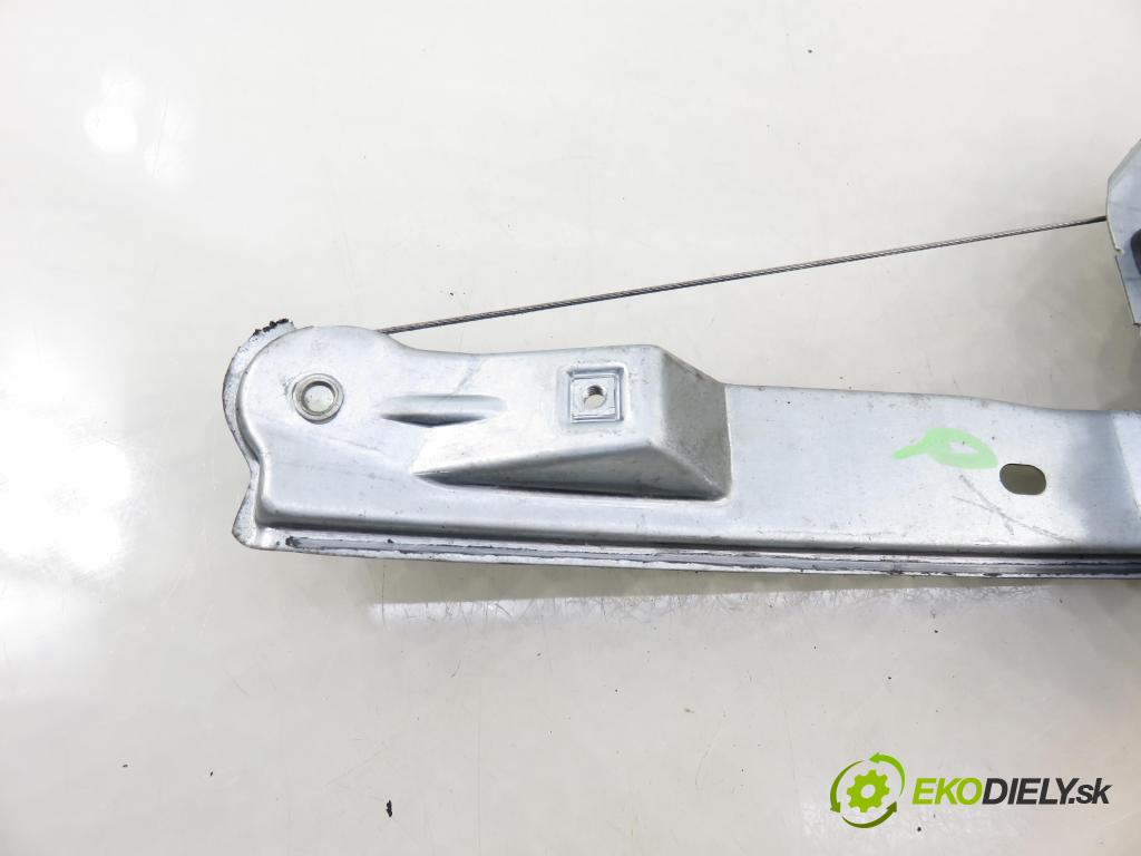 CITROEN C3 II (SC_) HB 2014 50,00 1.4 HDi 70 - 8HR (DV4C) 1398,00 Mechanizmus okien 9682129380 ; 402214C