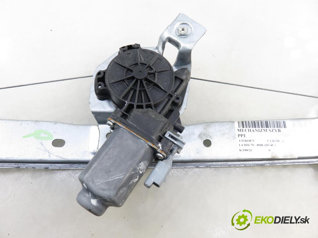 CITROEN C3 II (SC_) HB 2014 50,00 1.4 HDi 70 - 8HR (DV4C) 1398,00 Mechanizmus okien 9682129380 ; 402214C