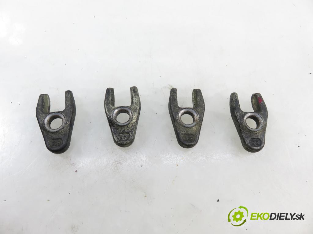 SUZUKI GRAND VITARA II (JT, TE, TD) SUV 2007 95,00 1.9 DDiS 129 4x4 - F9Q 264 1870,00 Stojan VSTREKOVAČ: 