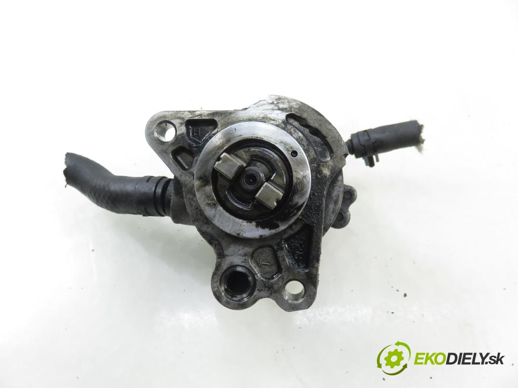 TOYOTA COROLLA (_E12_) HB 2005 85,00 2.0 D-4D 116 (CDE120R_, CDE120L_) - 1CD-FTV 1995,00 pumpa vakuová 2930027020 ; 0810002740