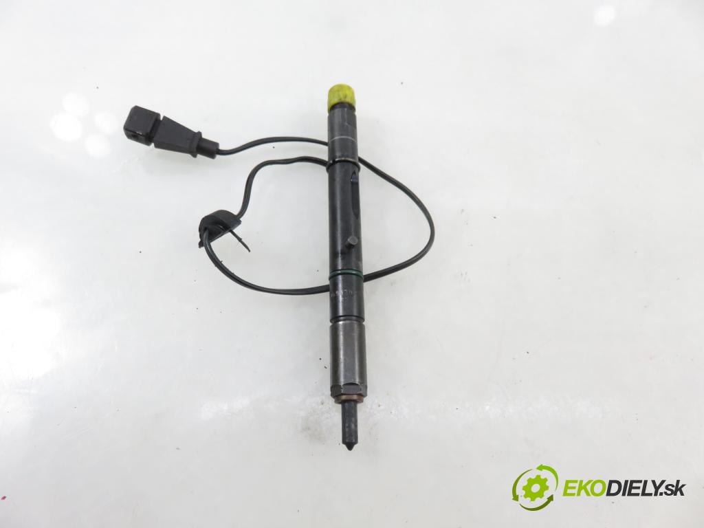 AUDI A4 (8D2, B5) SEDAN 2000 110,00 2.5 TDI - AFB 2496,00 Vstrek 059130202