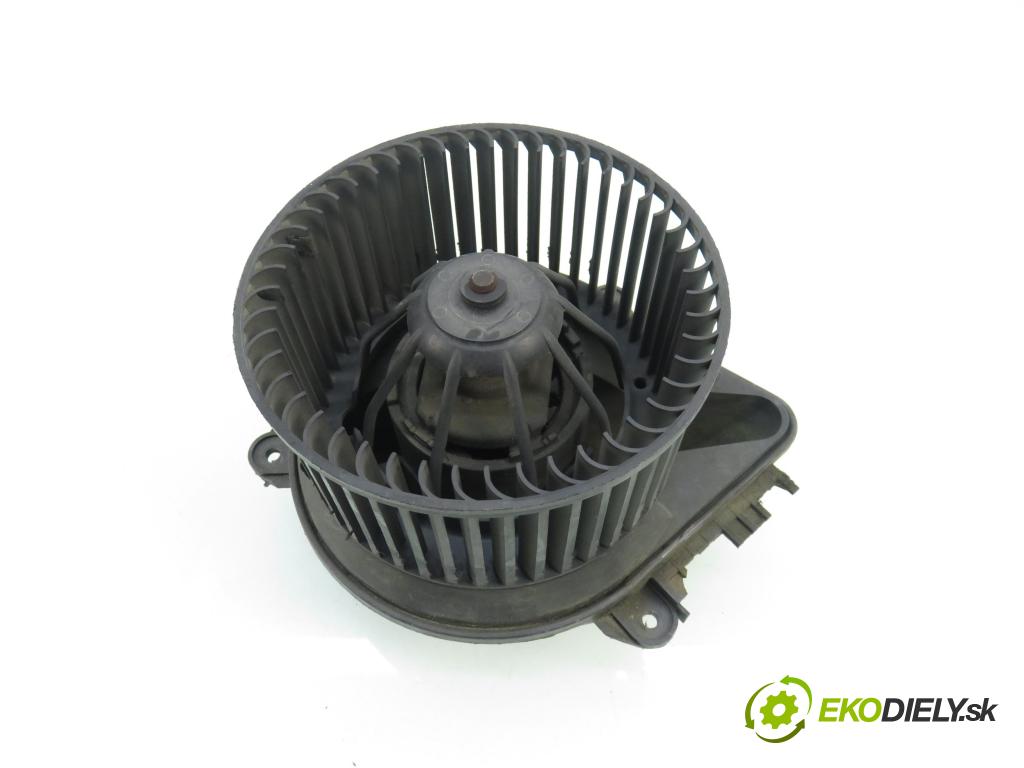 RENAULT SCENIC I (JA0/1_) MINIVAN 2001 75,00 1.9 dCi 102 - F9Q 732 1870,00 Ventilátor vetráku 657323K