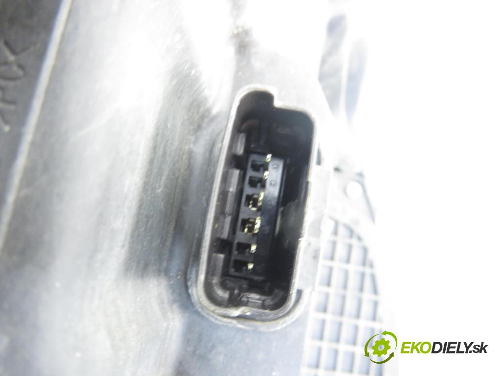 RENAULT MODUS / GRAND MODUS (F/JP0_) HB 2005 55,00 1.2 (JP0C, JP0K, FP0C, FP0K, FP0P, JP0P, JP0T) - D 1149,00 světlo LP 8200301843