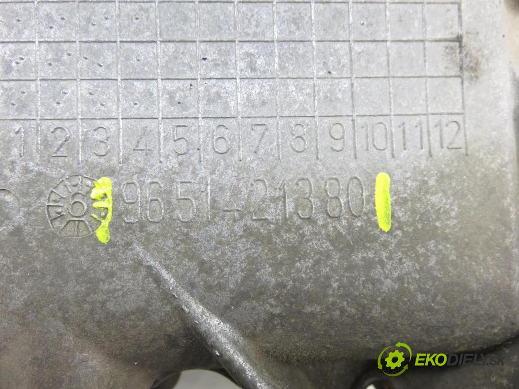 PEUGEOT 307 CC (3B) C/C 2006 0,00 2.0 16V - RFJ (EW10A) 1997,00 Vaňa olejová 9651421380 (Olejová vaňa)