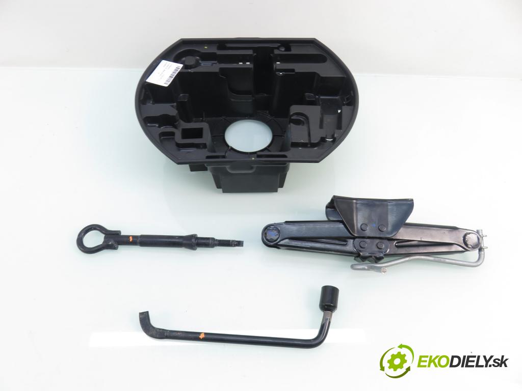 CITROEN C3 II (SC_) HB 2014 50,00 1.4 HDi 70 - 8HR (DV4C) 1398,00 Súprava KOLA: ZÁLOHOVANIE: