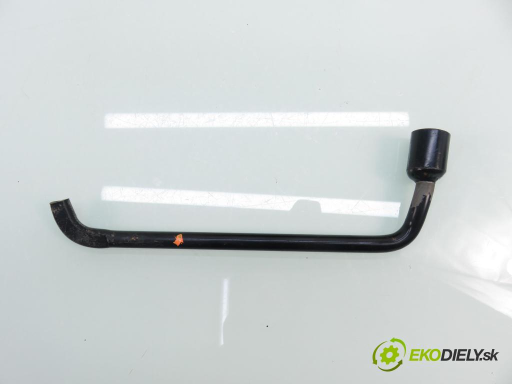 CITROEN C3 II (SC_) HB 2014 50,00 1.4 HDi 70 - 8HR (DV4C) 1398,00 Súprava KOLA: ZÁLOHOVANIE: