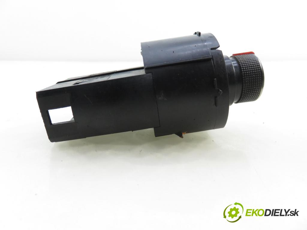 SEAT IBIZA III (6L1) HB 2003 74,00 1.4 16V - BBZ 1390,00 prepínač svetlá 6L1941531AF