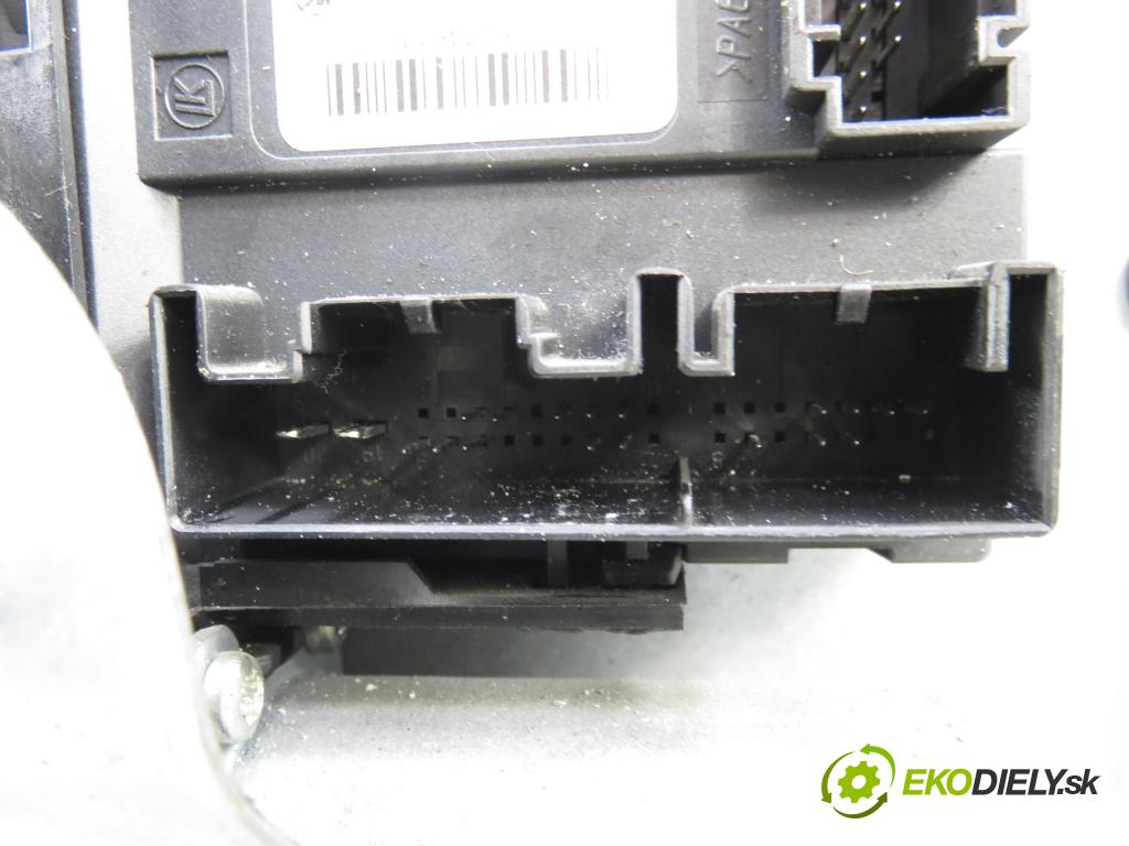 VW TOURAN (1T1, 1T2) MINIVAN 2004 100,00 2.0 TDI PD 16V 136 - AZV 1968,00 Mechanizmus okien 1K0959793C ; 1T0959701 ; 1T0837755M