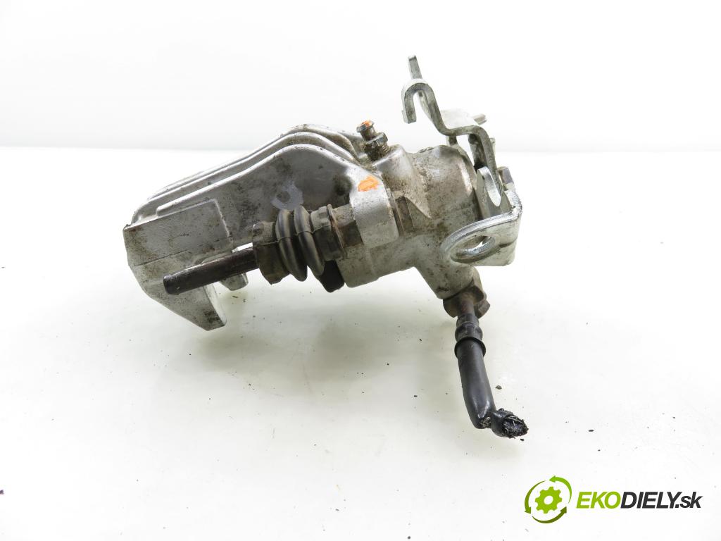 VW PASSAT B5.5 (3B3) SEDAN 2001 96,00 1.9 TDI - AWX 1896,00 Brzdič strmeň pravé zadné TH793L055