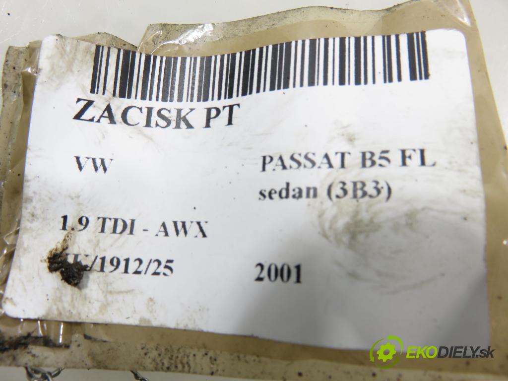 VW PASSAT B5.5 (3B3) SEDAN 2001 96,00 1.9 TDI - AWX 1896,00 Brzdič strmeň pravé zadné TH793L055