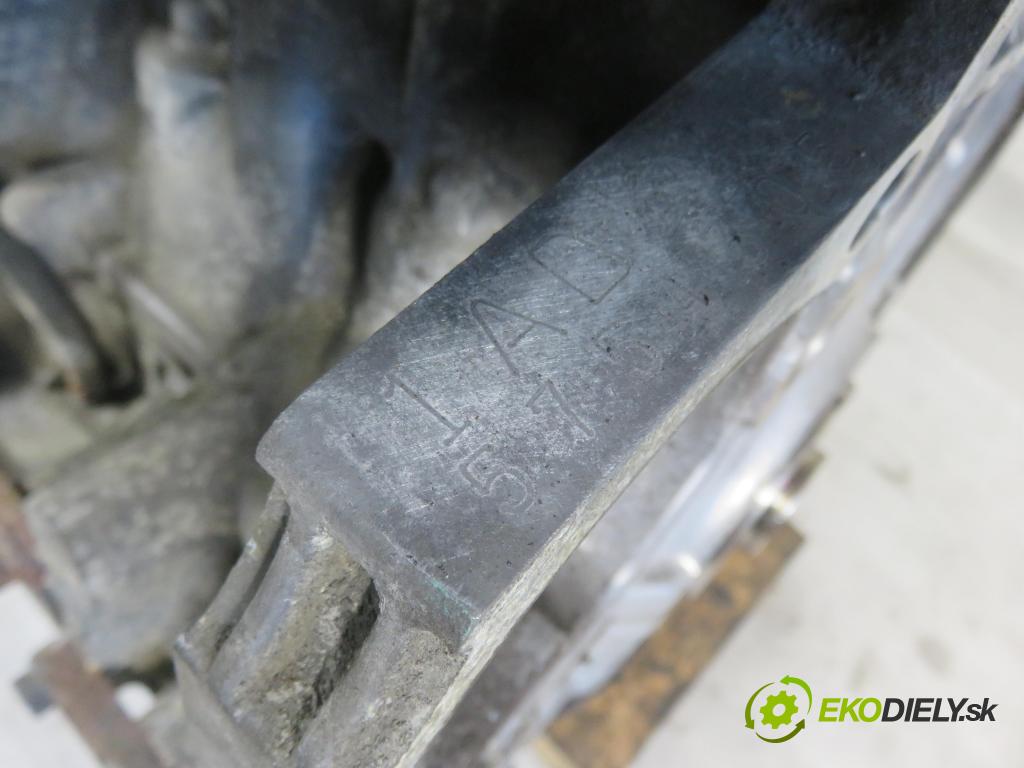 TOYOTA AURIS TOURING SPORTS (_E18_) KOMBI 2014 91,00 2.0 D-4D 124 (ADE186_) - 1AD-FTV 1998,00 Motor DIESEL 1ADFTV