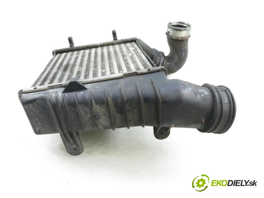 VW PASSAT B5.5 (3B3) SEDAN 2001 96,00 1.9 TDI - AWX 1896,00 chladič intercooler 3B0145805D