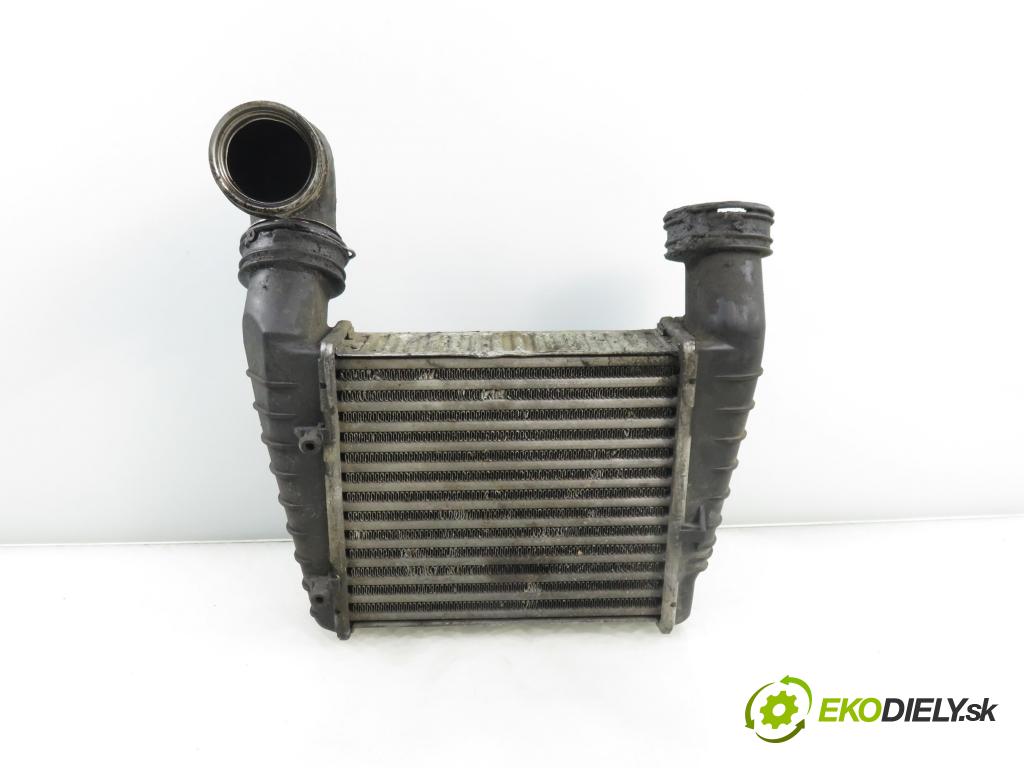 VW PASSAT B5.5 (3B3) SEDAN 2001 96,00 1.9 TDI - AWX 1896,00 chladič intercooler 3B0145805D
