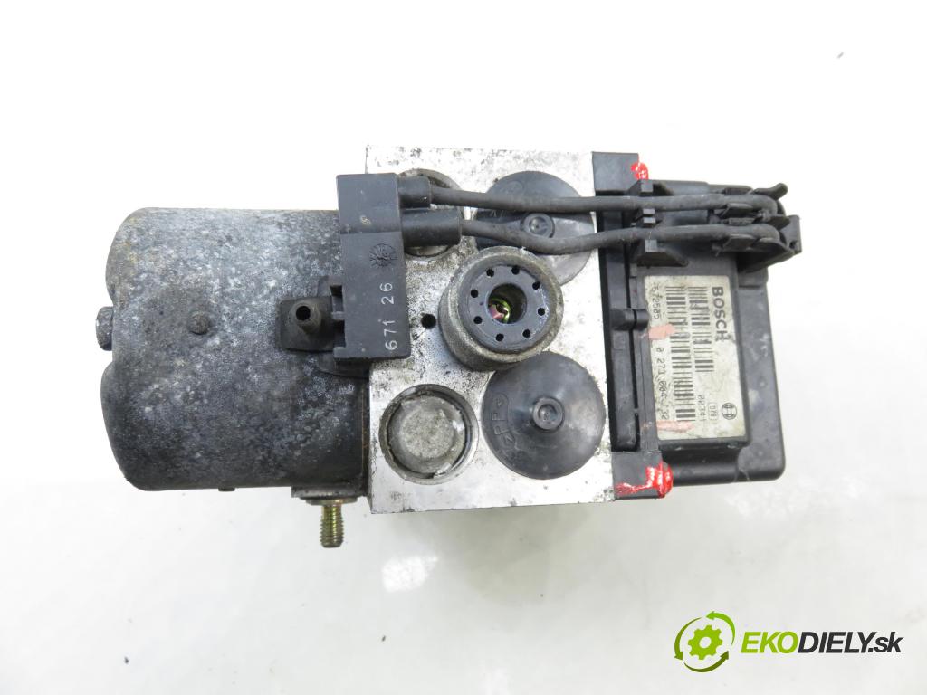 AUDI A4 Avant (8D5, B5) KOMBI 1997 81,00 1.9 TDI - AFN 1896,00 Pumpa ABS 0273004132 (Pumpa ABS)