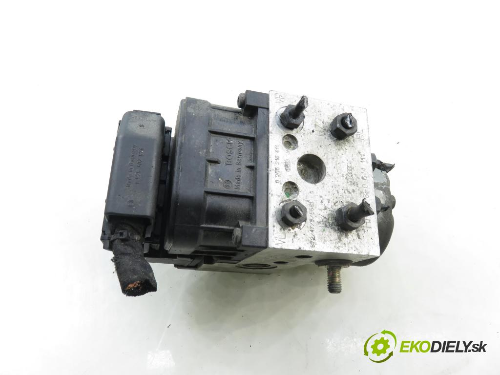 AUDI A4 Avant (8D5, B5) KOMBI 1997 81,00 1.9 TDI - AFN 1896,00 Pumpa ABS 0273004132 (Pumpa ABS)