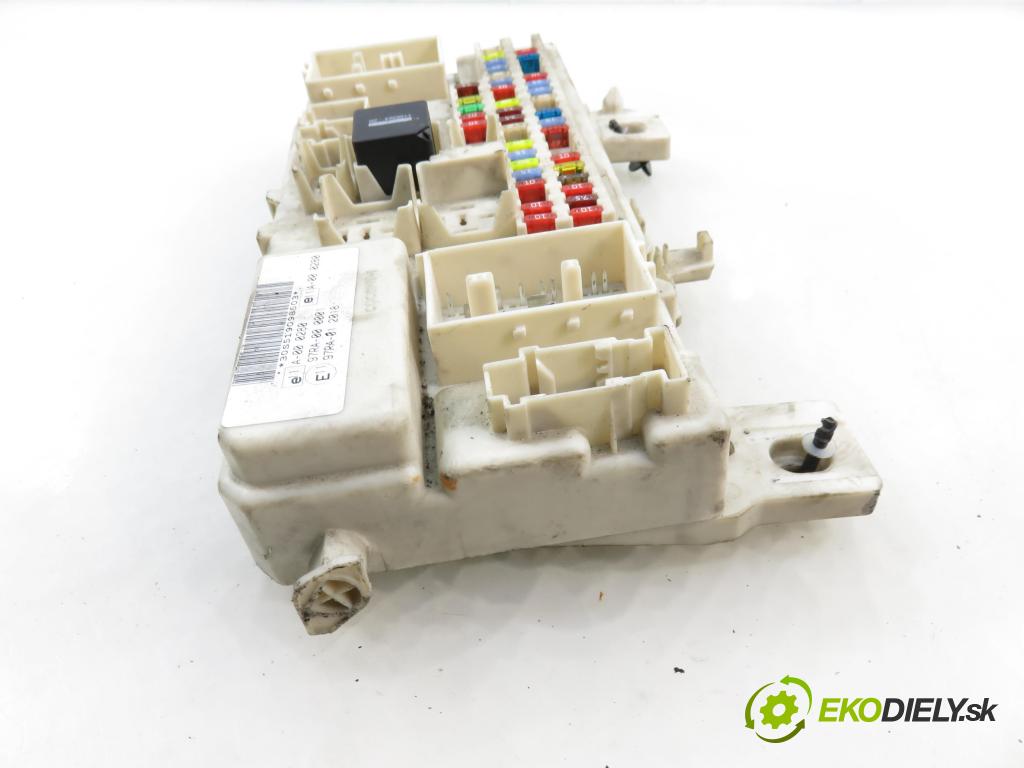 FORD FOCUS II (DA_, HCP) HB 2005 85,00 1.8 TDCi 115 - KKDA 1753,00 MODUL BSI 4M5T14A073BF ; 6M5T14014CKA