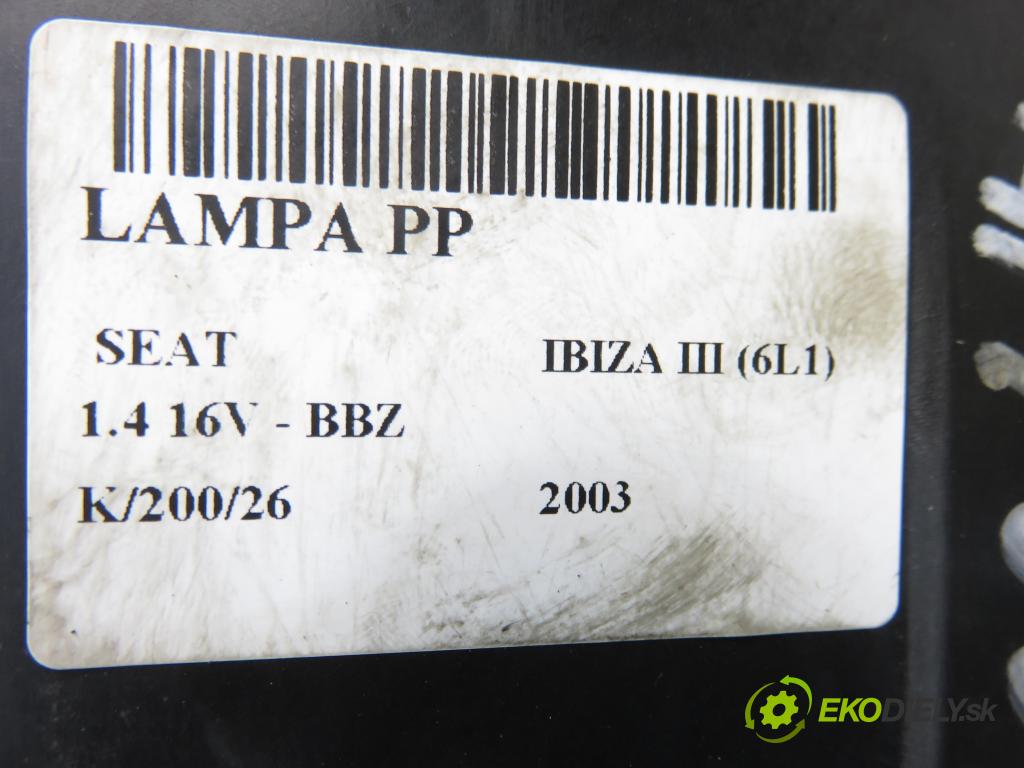 SEAT IBIZA III (6L1) HB 2003 74,00 1.4 16V - BBZ 1390,00 světlo PP