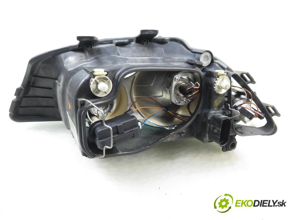 SEAT IBIZA III (6L1) HB 2003 74,00 1.4 16V - BBZ 1390,00 světlo PP