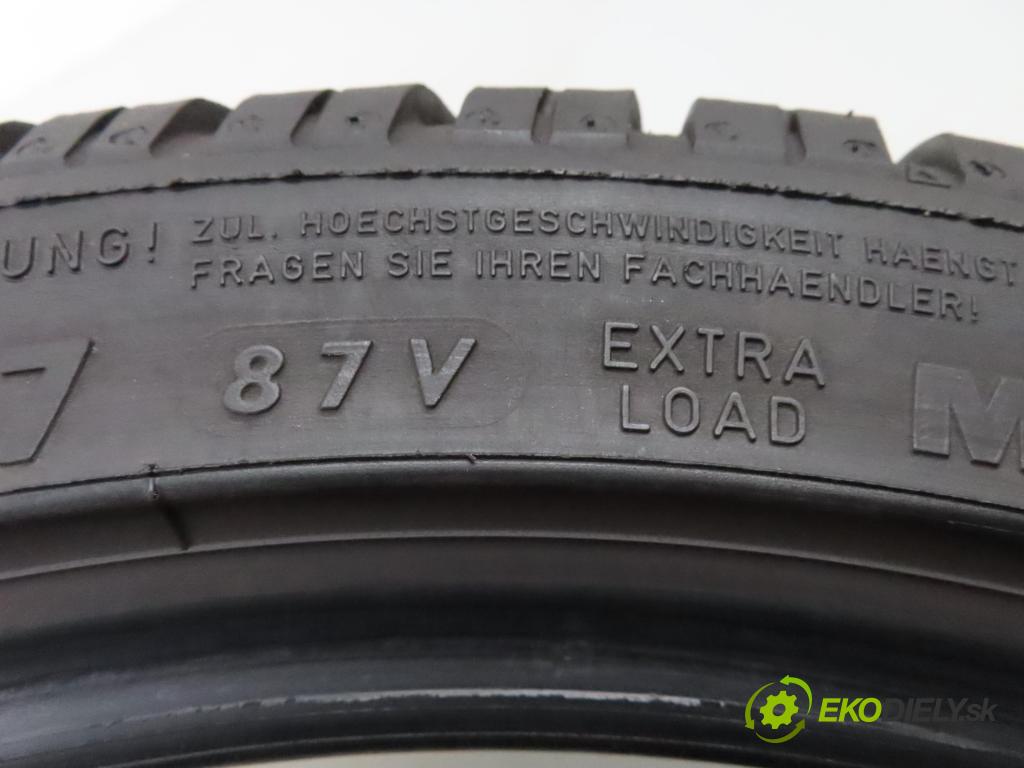 2017    PNEUMATIKY: / PNEUMATIKY: ZIMA