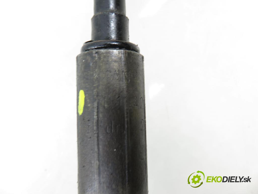 VW LT 28-46 II Platforma / podwozie (2DC, 2DF, 2DG, 2DL, 2DM) KABINA/PLATFORMA 1999 75,00 2.5 TDI - AHD 2461,00 rúrka / Rúra servočerpadlo 2D1422893