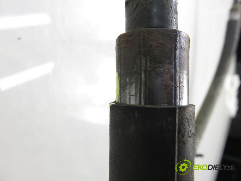 VW TRANSPORTER V Skrzynia (7HA, 7HH, 7EA, 7EH) FURGON 2008 75,00 1.9 TDI - BRS 1896,00 rúrka / Rúra servočerpadlo 7H1422893G