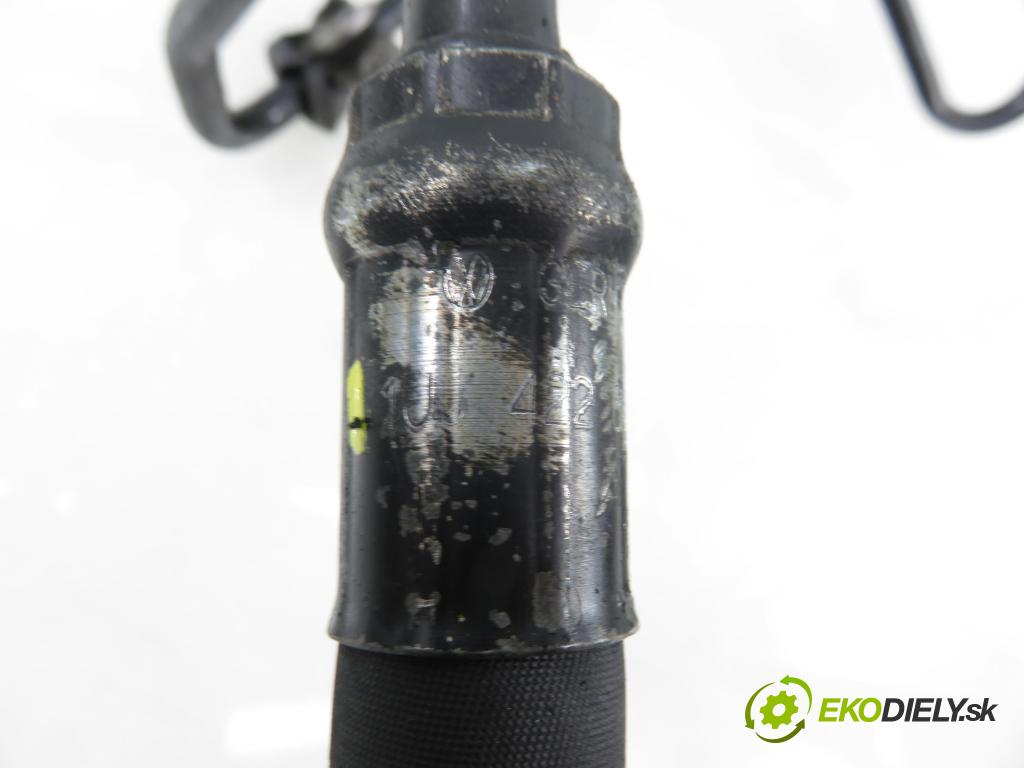 VW BORA (1J2) SEDAN 2002 74,00 1.9 TDI PD 101 - ATD 1896,00 trubka / Rúra servočerpadlo 1J0422893B