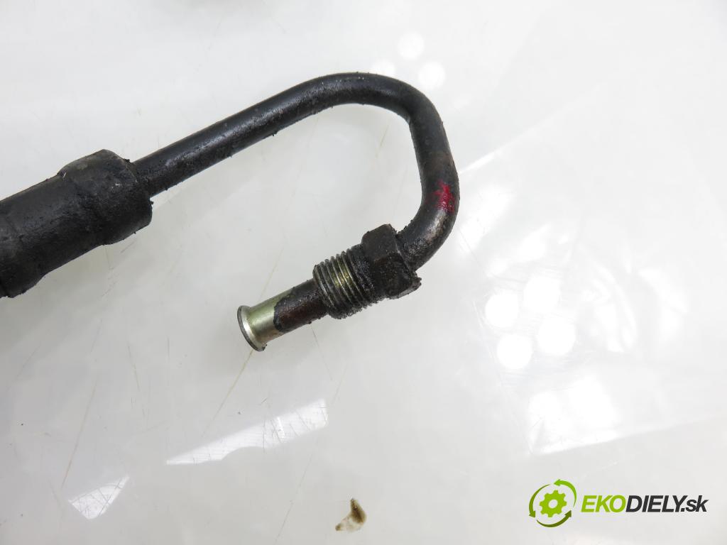 TOYOTA RAV 4 II (_A2_) SUV 2005 85,00 2.0 D-4D 4WD 116 - 1CD-FTV 1995,00 trubka / Rúra servočerpadlo