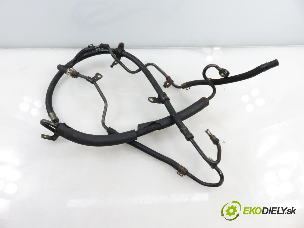 TOYOTA RAV 4 II (_A2_) SUV 2005 85,00 2.0 D-4D 4WD 116 - 1CD-FTV 1995,00 trubka / Rúra servočerpadlo