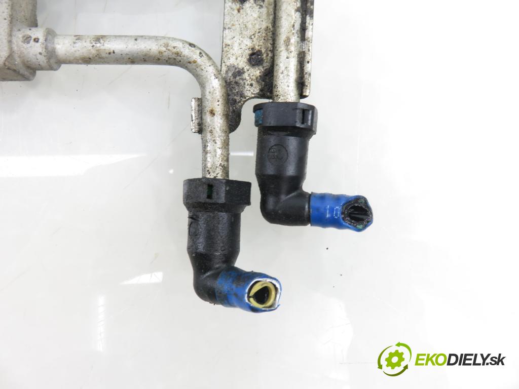 VW GOLF V (1K1) HB 2004 77,00 1.9 TDI PD 105 - BKC 1896,00 chladič paliva 1K0201898 ; 1K0203491