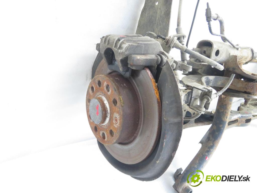 VW GOLF V (1K1) HB 2007 77,00 1.9 TDI - BXE 1896,00 zadné 1K0500051LF