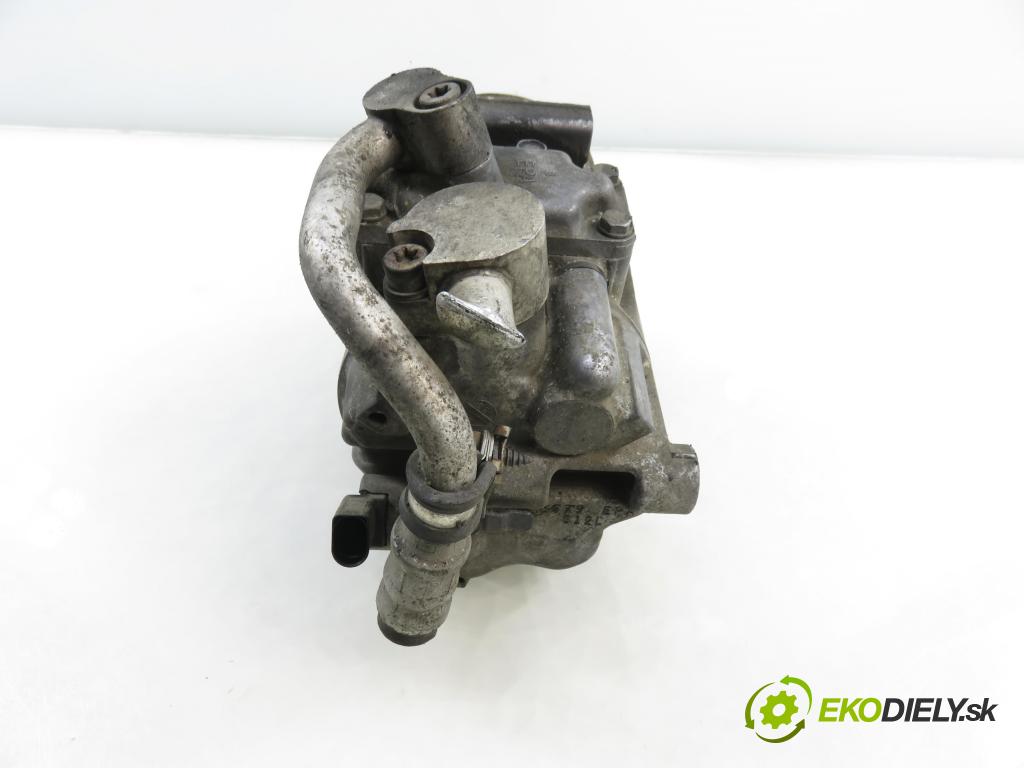 VW GOLF V (1K1) HB 2004 77,00 1.9 TDI PD 105 - BKC 1896,00 KOMPRESOR: klimatizace 1K0820803G (Kompresor klimatizace)