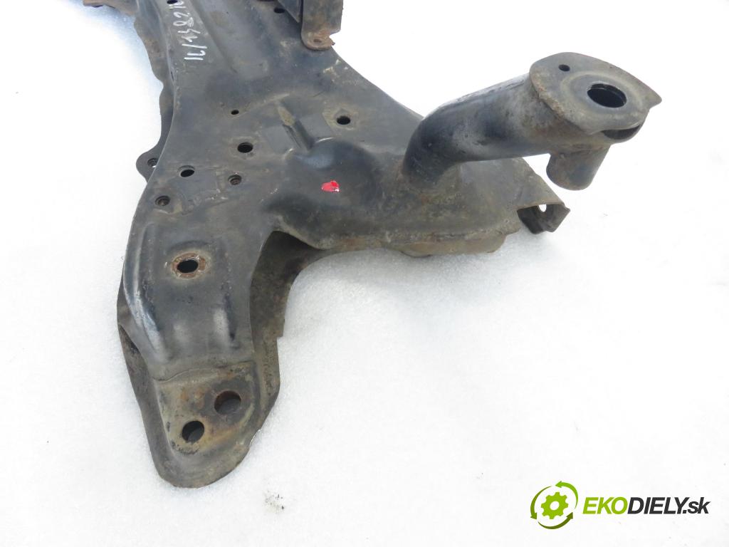 TOYOTA YARIS (_P1_) HB 2003 0,00 1.5 (NCP13_) - 1NZ-FE 1497,00 predný