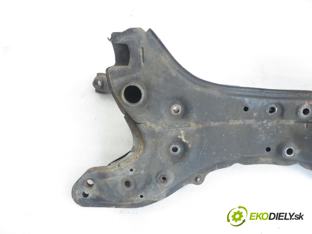 TOYOTA YARIS (_P1_) HB 2003 0,00 1.5 (NCP13_) - 1NZ-FE 1497,00 predný