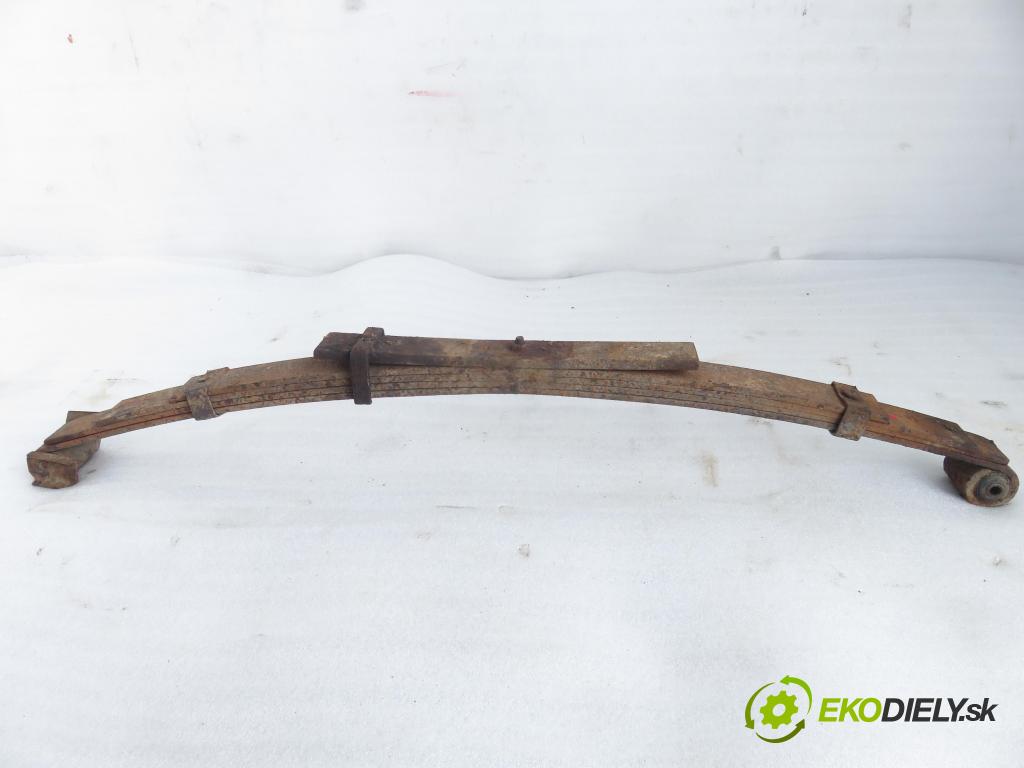 DAIHATSU FEROZA Hard Top (F300) TERENOWY 1992 70,00 1.6 i 16V 4x4 95 - HD-E 1590,00 Listové pero zadné