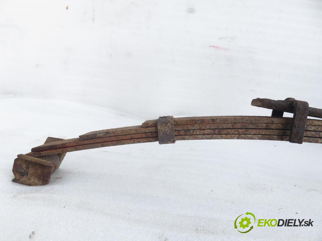 DAIHATSU FEROZA Hard Top (F300) TERENOWY 1992 70,00 1.6 i 16V 4x4 95 - HD-E 1590,00 Listové pero zadné