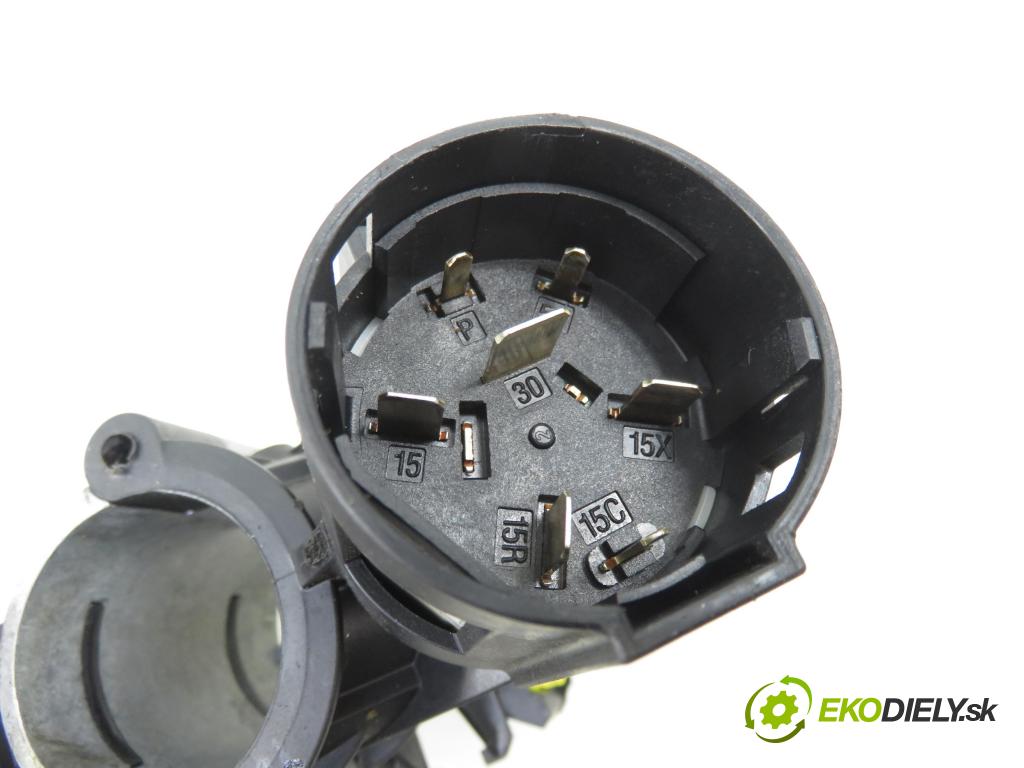 MERCEDES-BENZ VANEO (414) MINIVAN 2002 67,00 1.7 CDI (414.700) - OM 668.914 1689,00 spínačka  (Spínací skříňka)