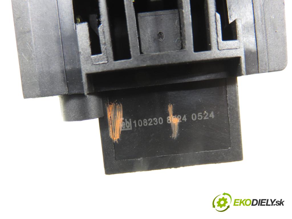 MERCEDES-BENZ VANEO (414) MINIVAN 2002 67,00 1.7 CDI (414.700) - OM 668.914 1689,00 / páčka ľavá strana 108230