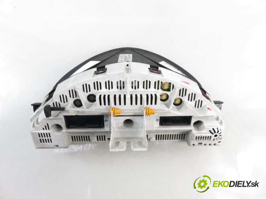 MERCEDES-BENZ VANEO (414) MINIVAN 2002 67,00 1.7 CDI (414.700) - OM 668.914 1689,00 Prístrojovka elektrický A4144461221