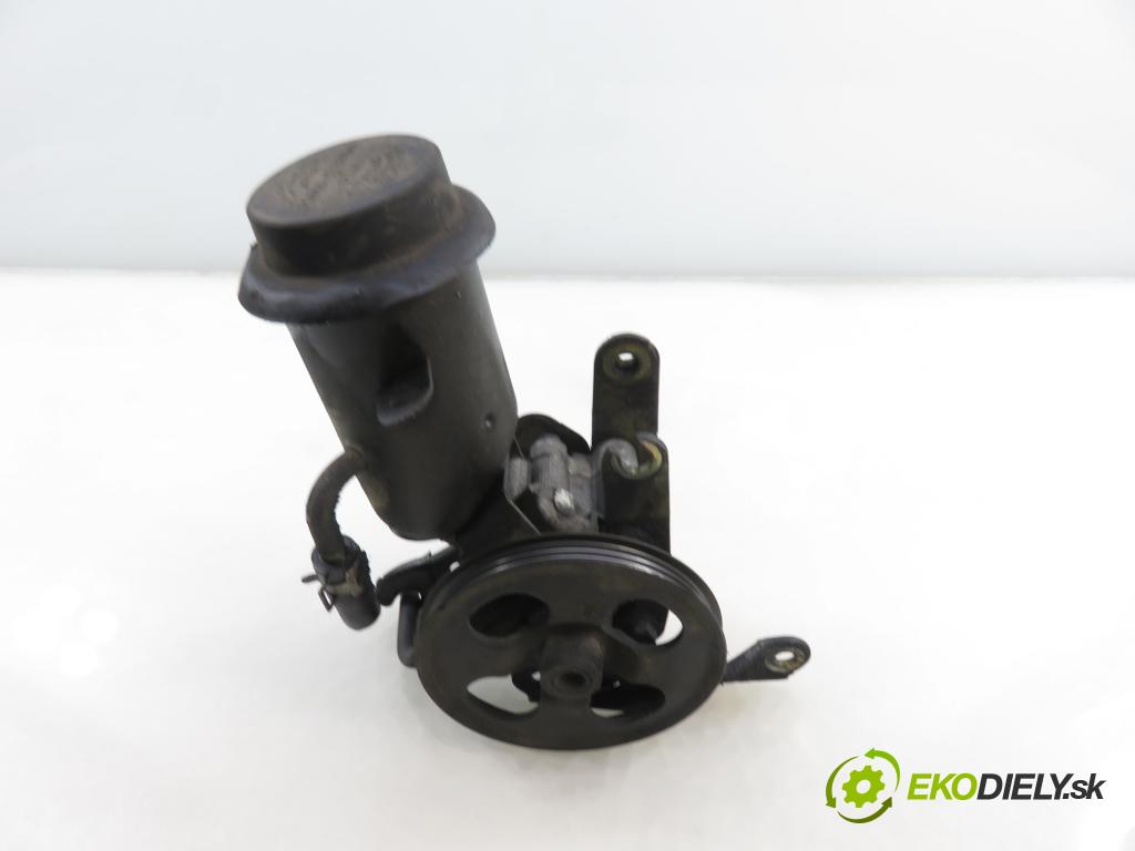 TOYOTA YARIS (_P1_) HB 2003 55,00 1.4 D-4D (NLP10_) - 1ND-TV 1364,00 Pumpa servočerpadlo  (Servočerpadlo)