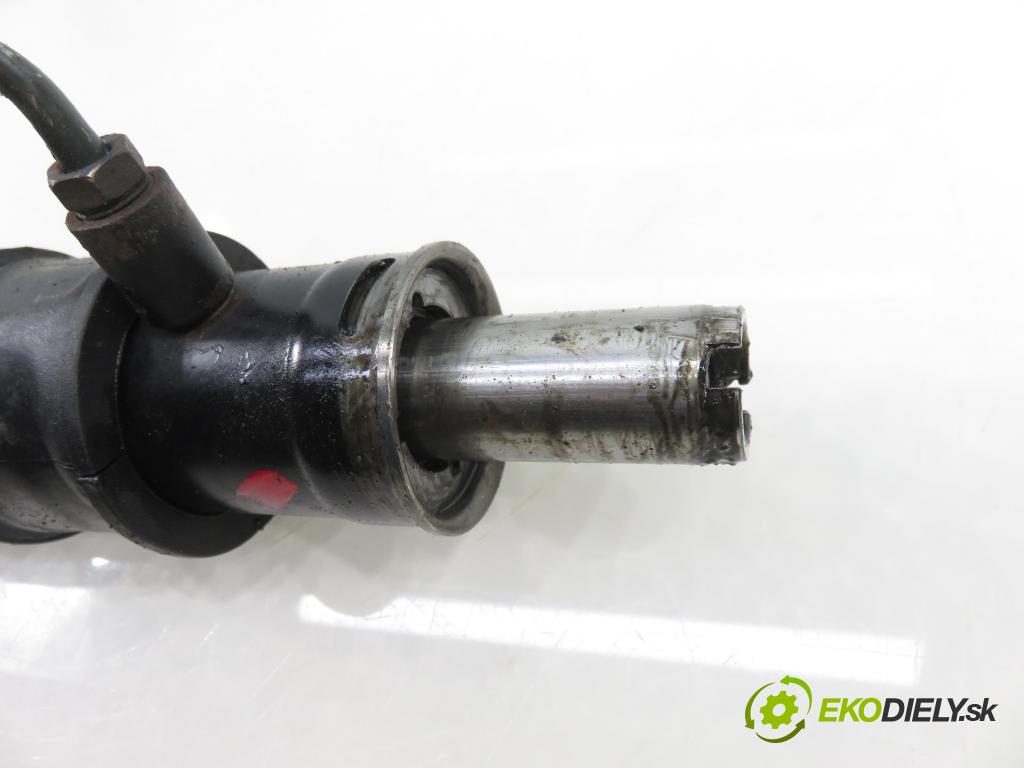 VOLVO V40 Kombi (645) KOMBI 2004 85,00 1.9 DI 116 - D 4192 T3 1870,00 Riadenie ZE riadením P30638473