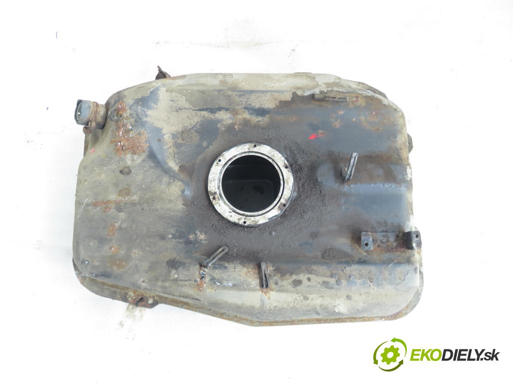OPEL AGILA (A) (H00) HB 2000 55,00 1.2 16V - Z 12 XE 1199,00 Nádržka paliva benzín 