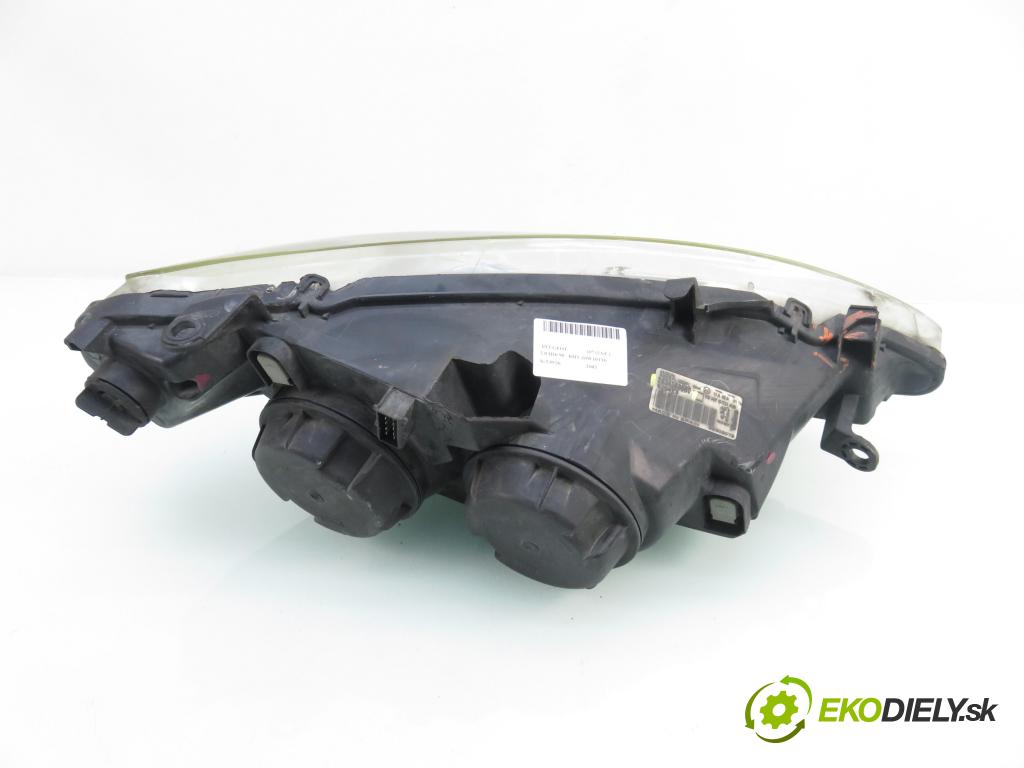 PEUGEOT 307 (3A/C) HB 2003 66,00 2.0 HDi 90 - RHY (DW10TD) 1997,00 Svetlo LP 9634369580