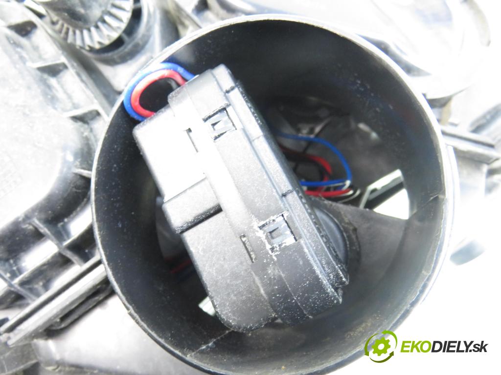 SEAT IBIZA IV (6J5, 6P1) HB 2013 63,00 1.4 - CGGB 1390,00 Svetlo LP